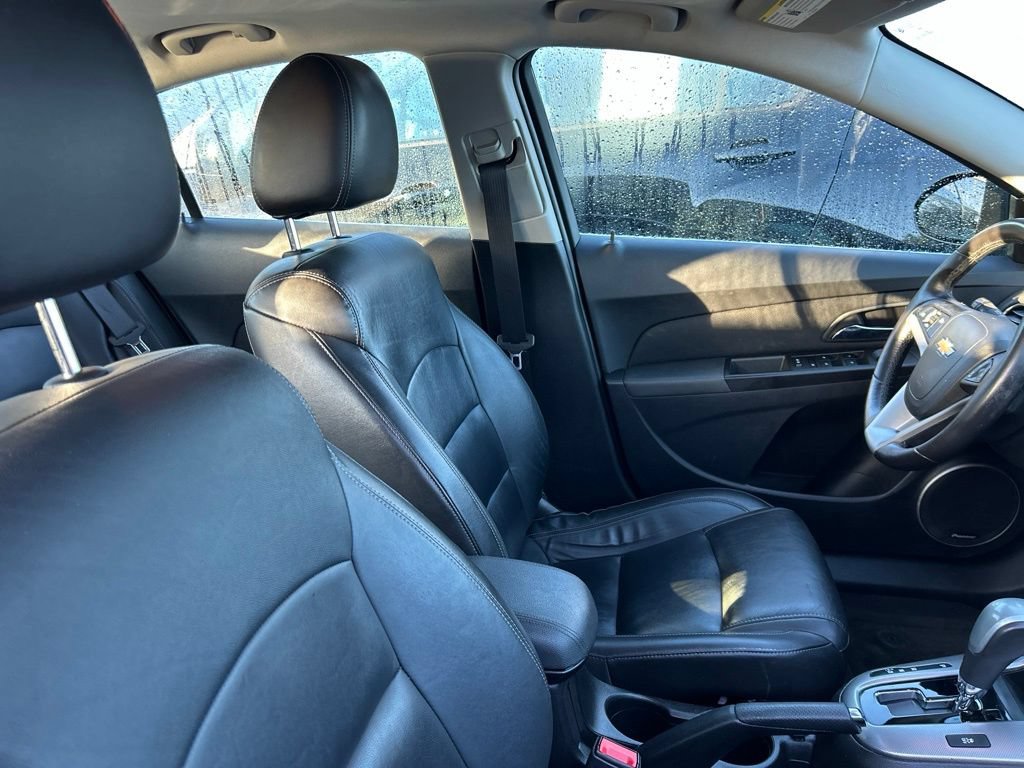 Used 2015 Chevrolet Cruze LTZ w/ Sun, Sound and Sport Package FWD image 9