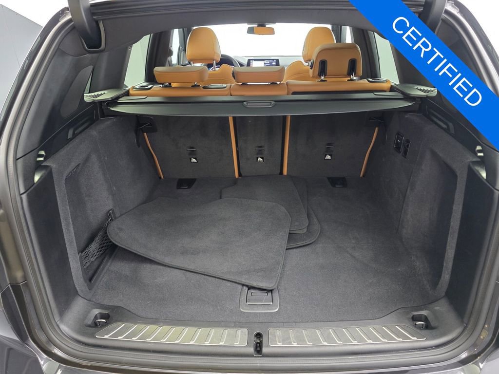 Certified 2024 BMW X3 sDrive30i w/ Convenience Package image 17