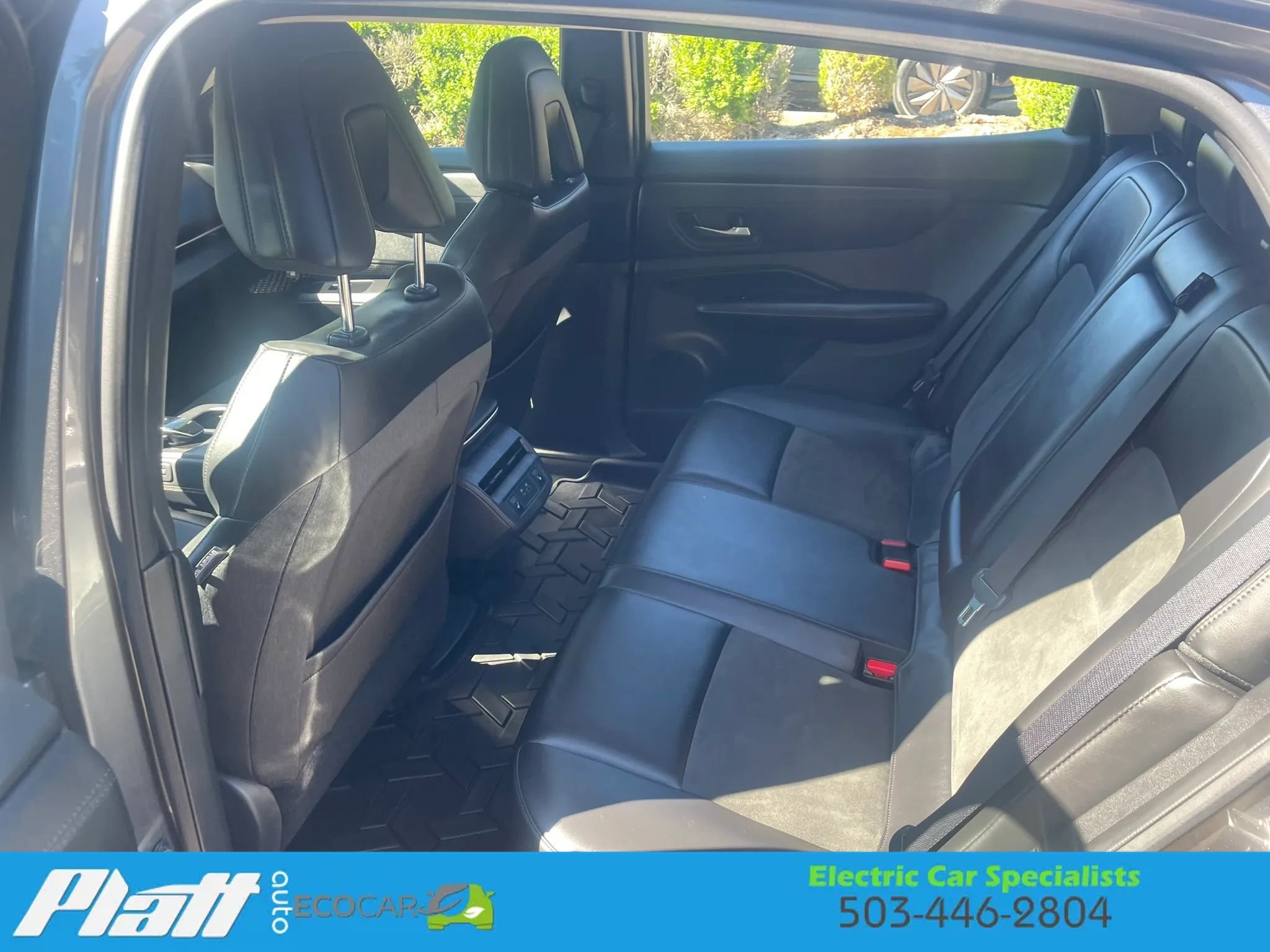 Used 2023 Nissan Ariya AWD image 39