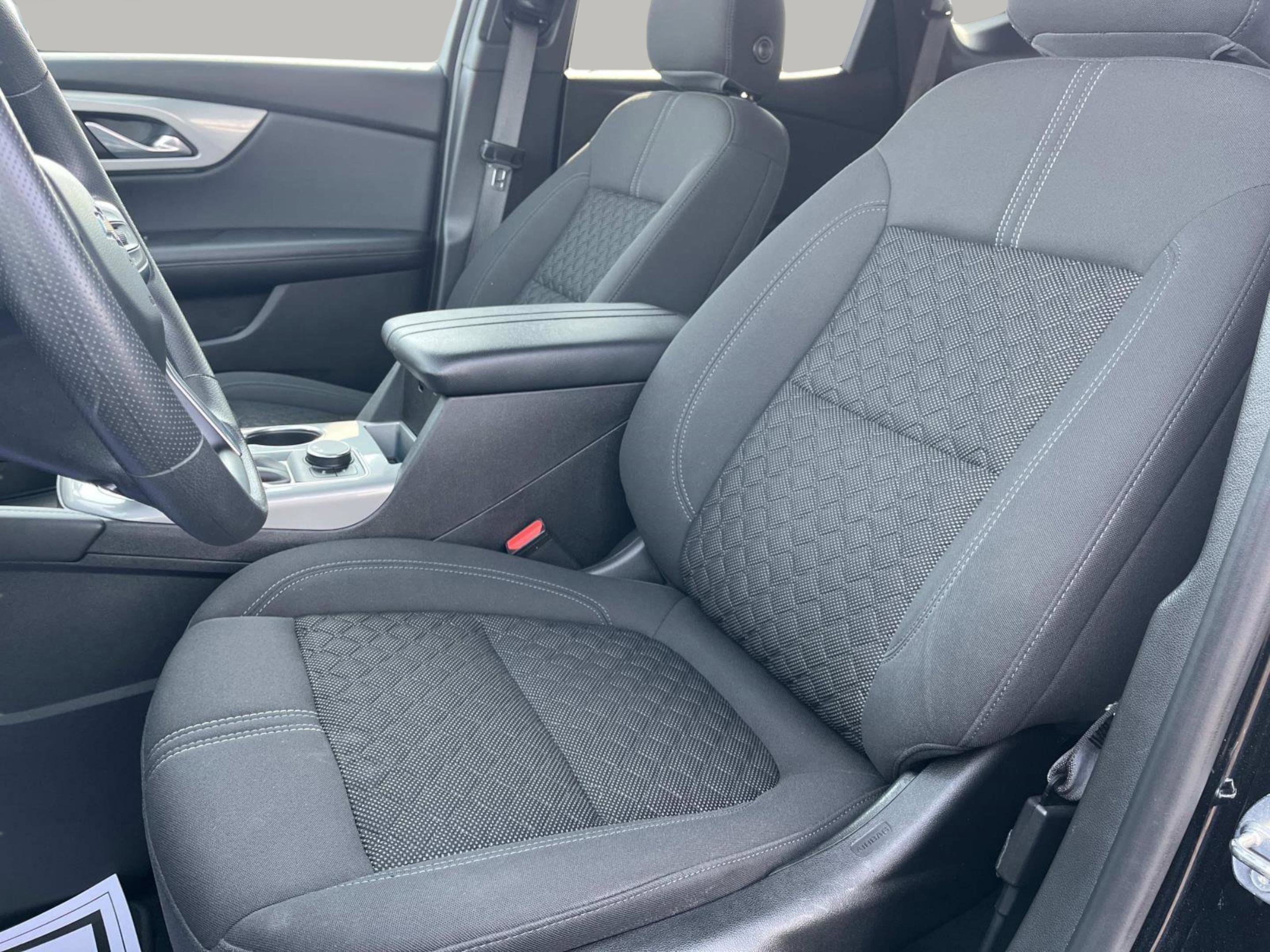 Used 2021 Chevrolet Blazer LT image 30