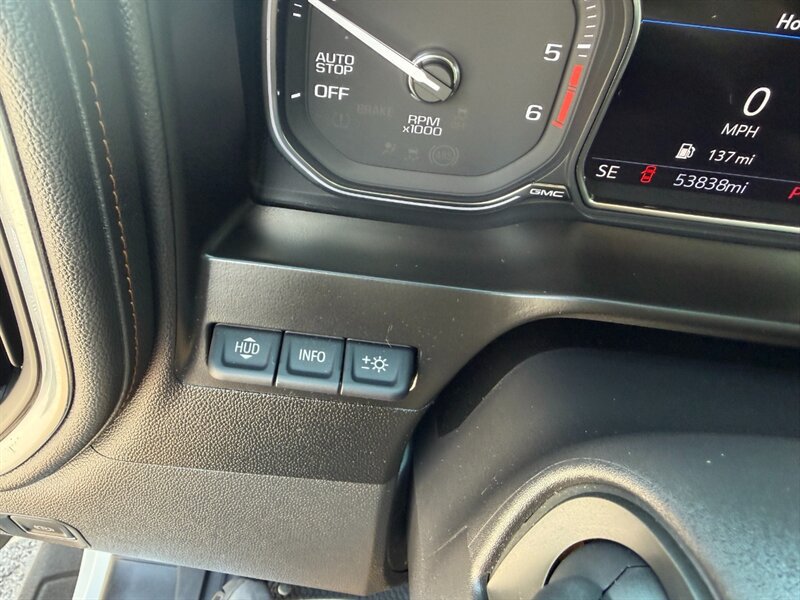 Used 2021 GMC Sierra 1500 AT4 w/ AT4 Premium Package AWD/4WD image 37