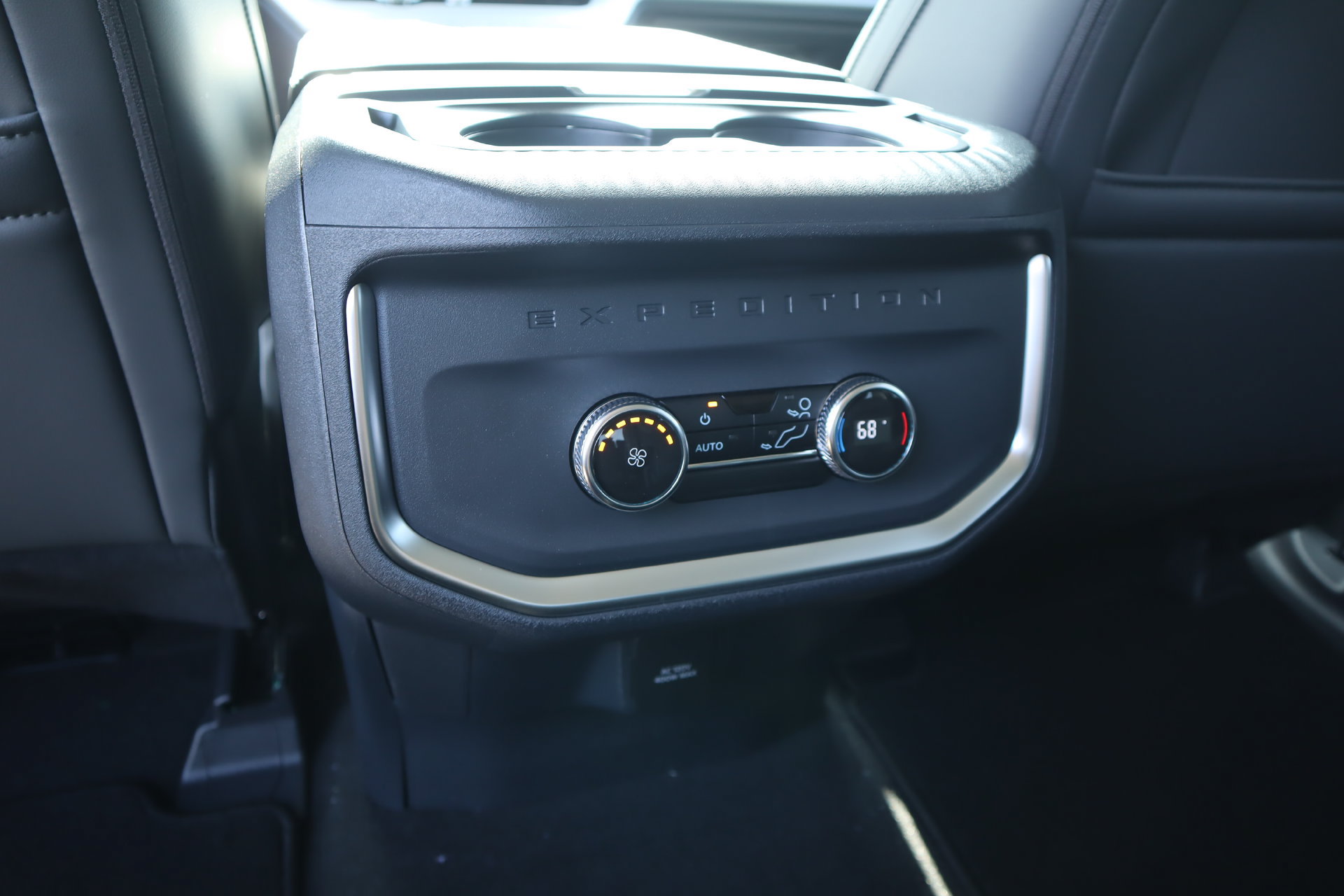 New 2026 Ford Expedition Active AWD/4WD image 19