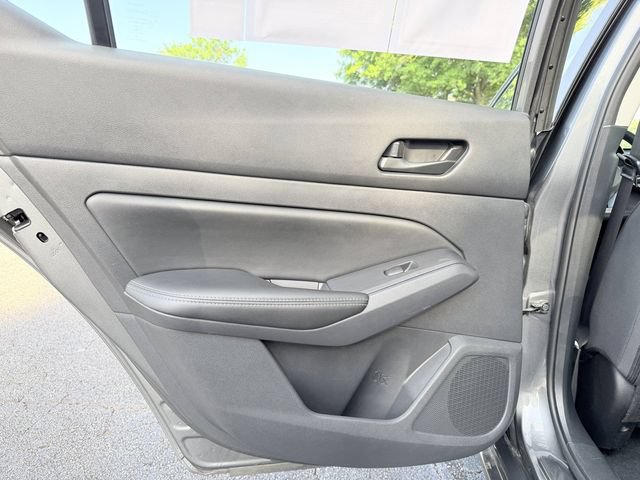 Used 2025 Nissan Altima 2.5 SV FWD image 22