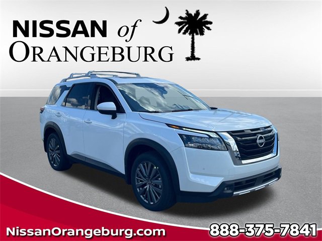 New 2025 Nissan Pathfinder SL w/ SL Premium Package image 1