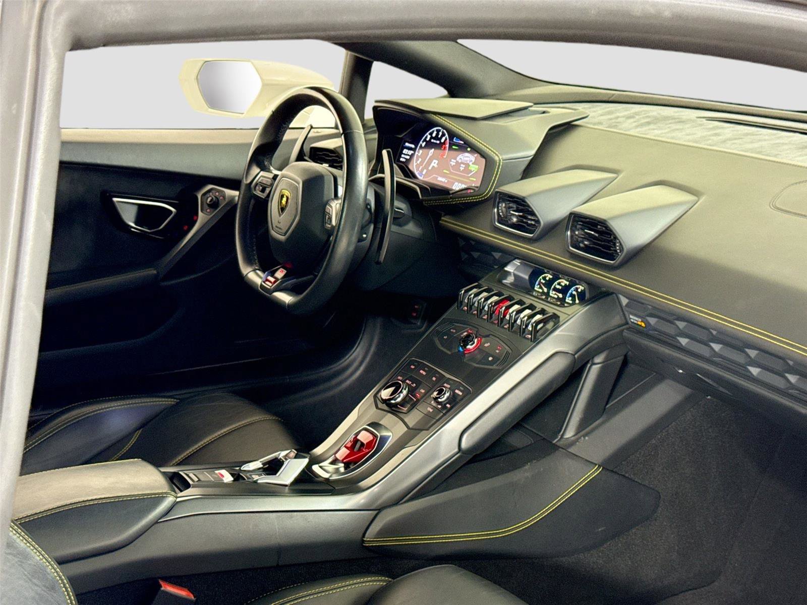 Used 2016 Lamborghini Huracan LP 580-2 image 29