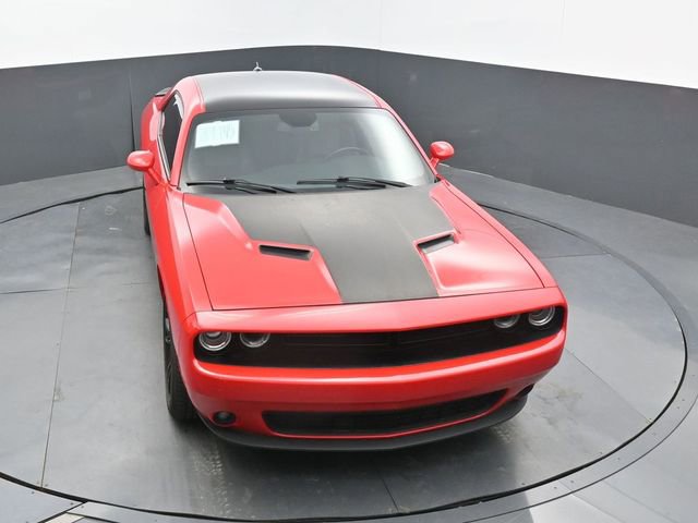 Used 2018 Dodge Challenger SXT Plus image 44