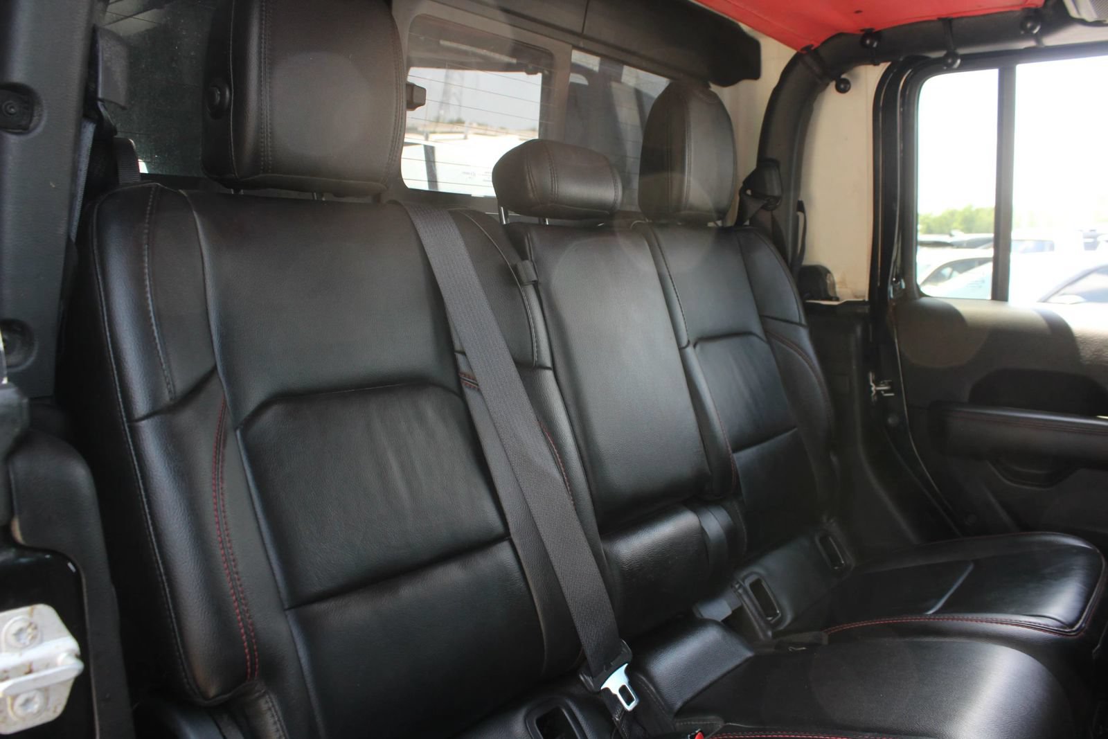 Used 2020 Jeep Gladiator Rubicon AWD/4WD image 19