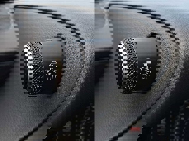 Certified 2023 Lexus ES 250 w/ Premium Package AWD/4WD image 25