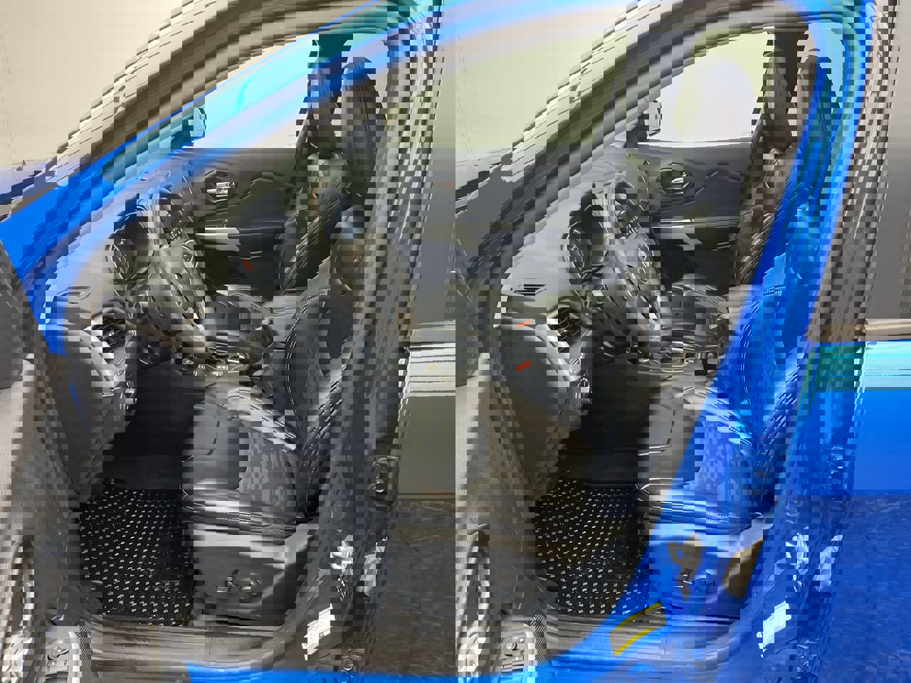 Used 2022 Jeep Cherokee Latitude w/ Sun & Sound Group image 2