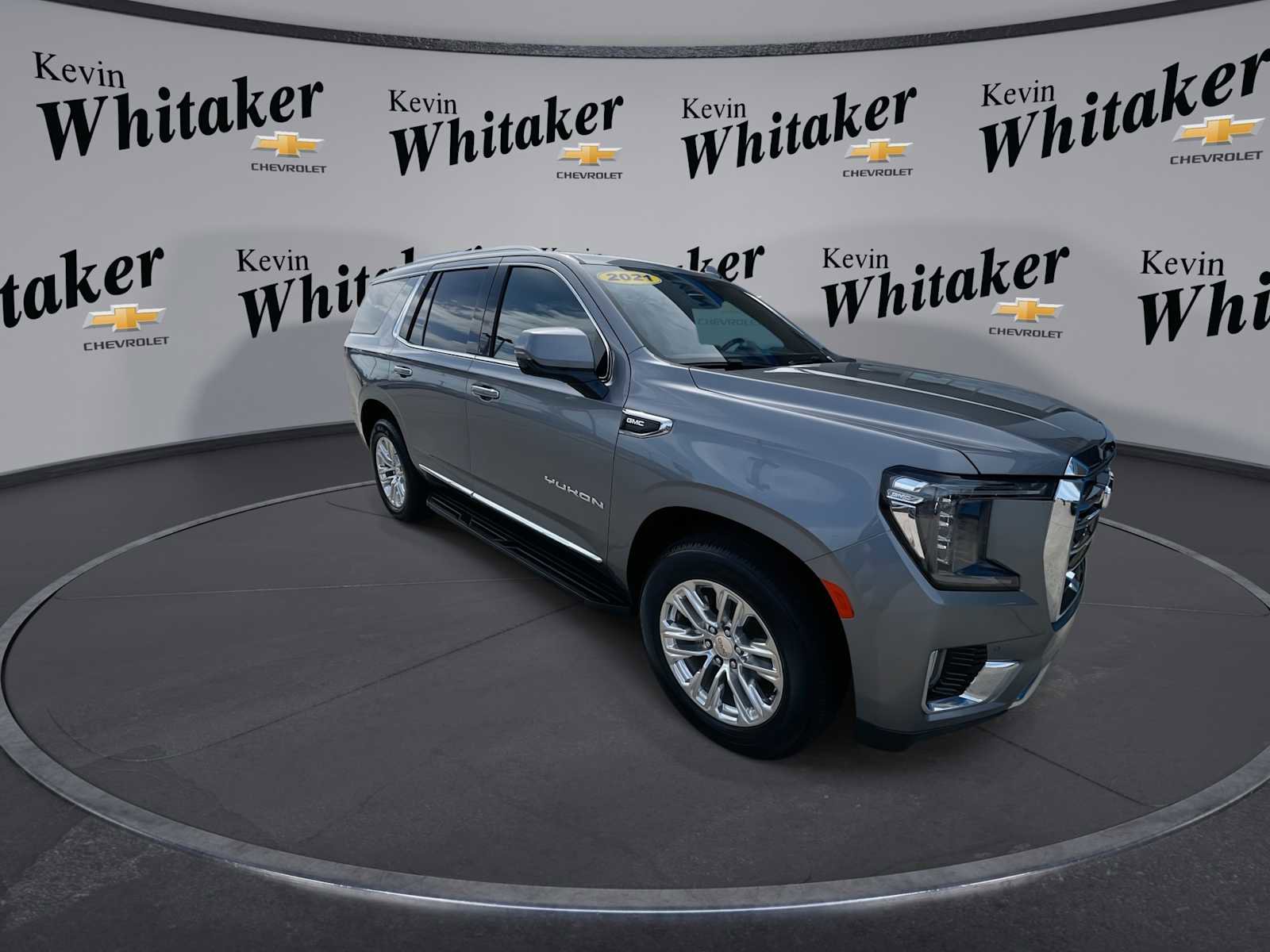 Used 2021 GMC Yukon SLT w/ SLT Luxury Plus Package image 2