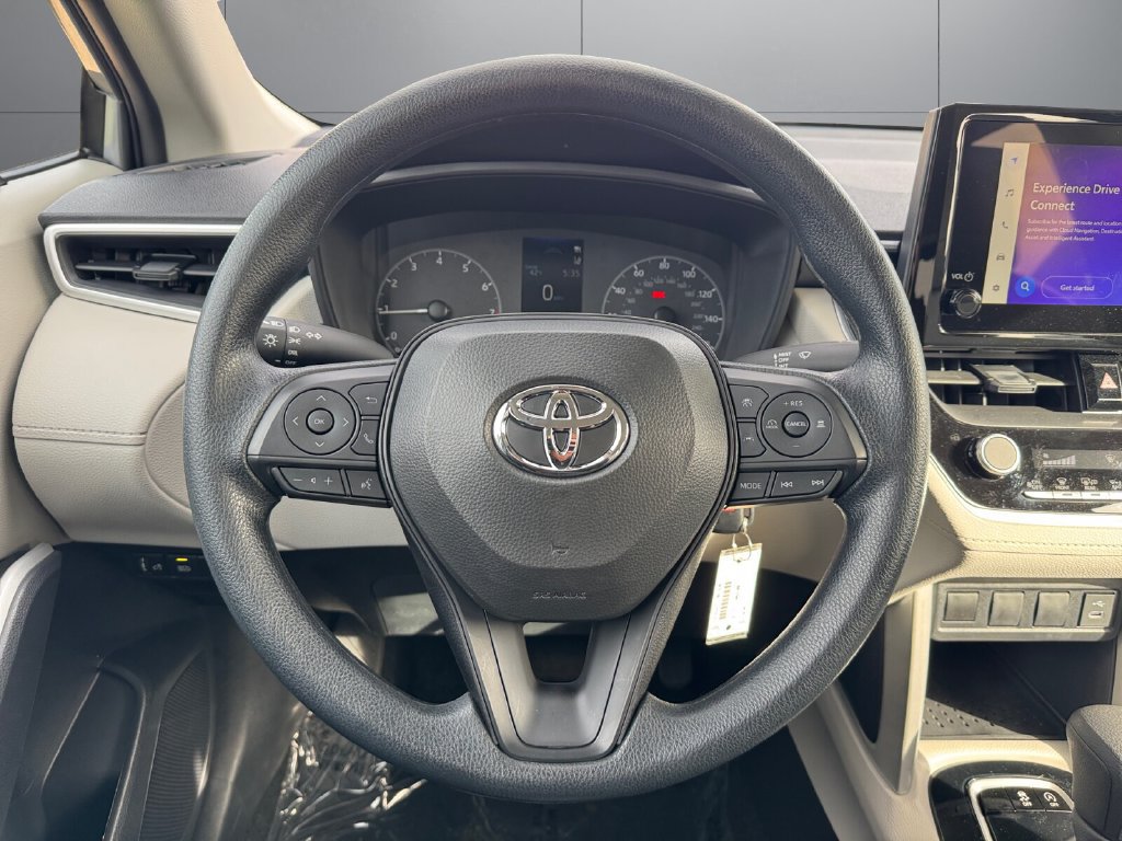 Certified 2024 Toyota Corolla Cross L AWD/4WD image 13