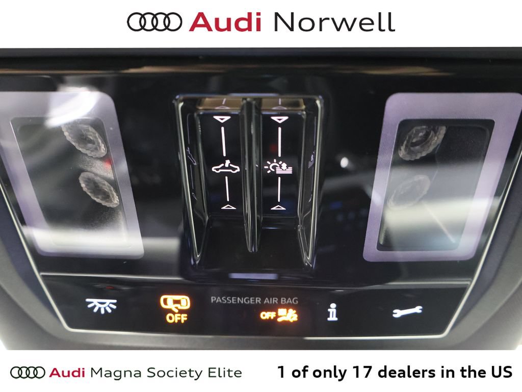 Used 2025 Volkswagen Tiguan SE R-Line AWD/4WD image 6