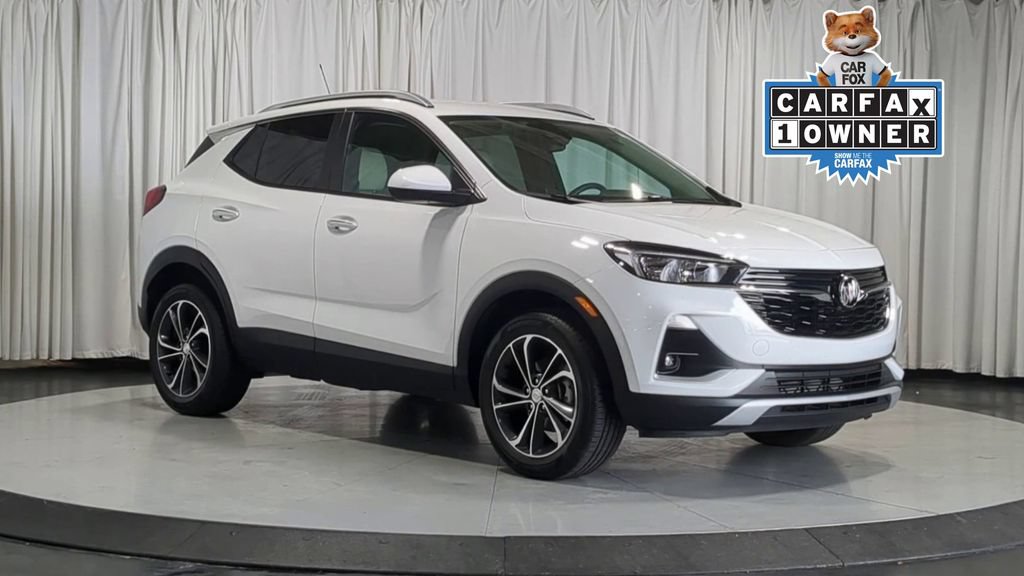 Used 2023 Buick Encore GX Select w/ Safety Package II FWD image 2