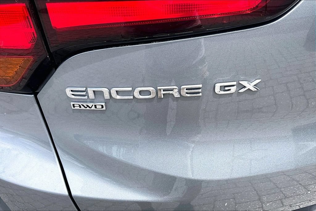 Used 2025 Buick Encore GX Preferred AWD/4WD image 24