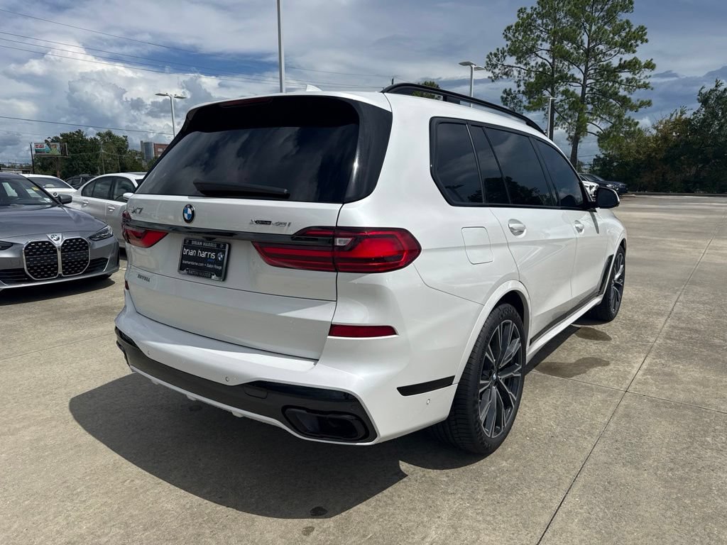 Certified 2022 BMW X7 xDrive40i w/ M Sport Package AWD/4WD image 5