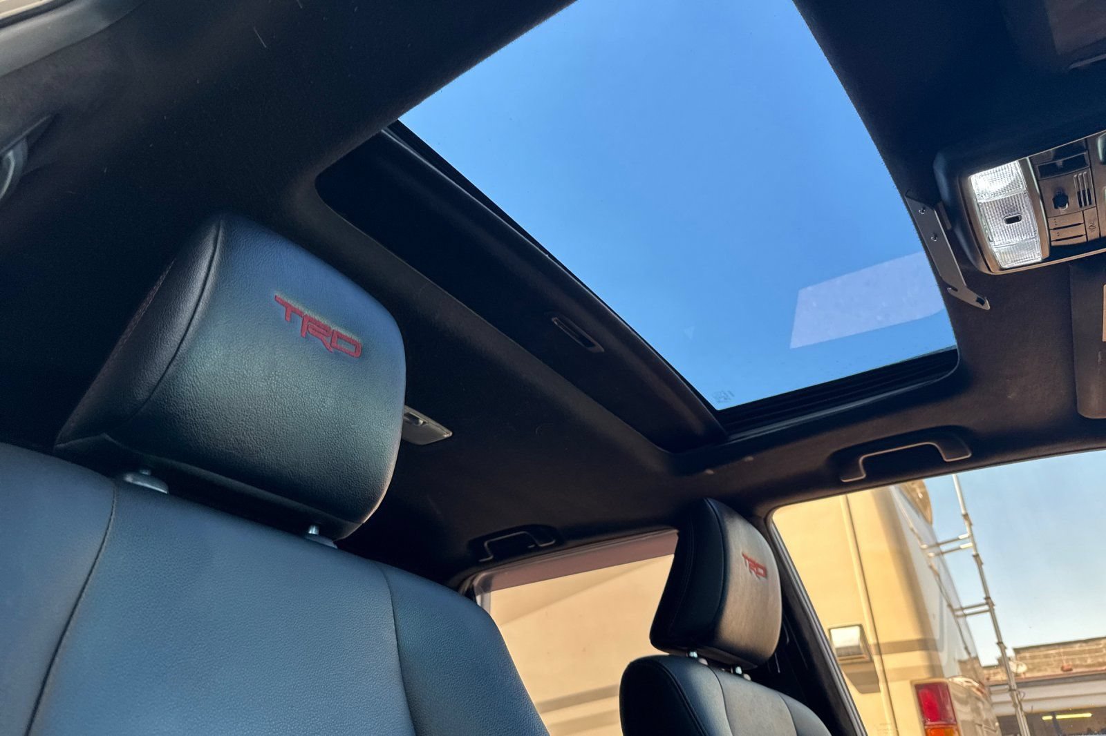 Used 2021 Toyota 4Runner TRD Off-Road Premium w/ Moonroof Package AWD/4WD image 16
