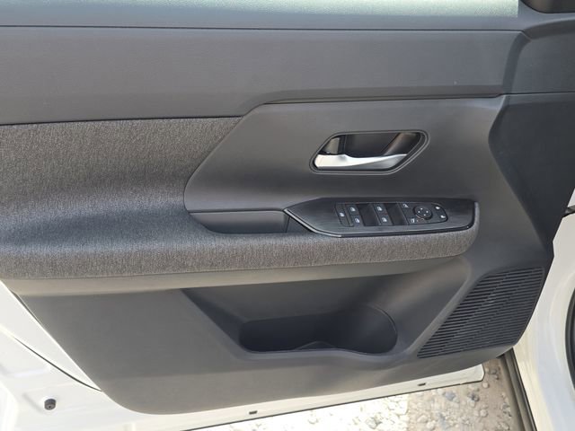 New 2026 Nissan Kicks SV w/ Cold Weather Package image 19