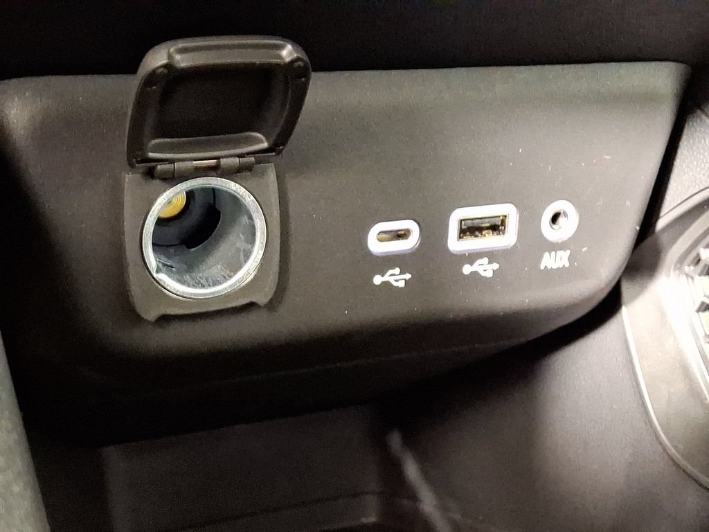 Used 2023 Chevrolet TrailBlazer LS FWD image 23