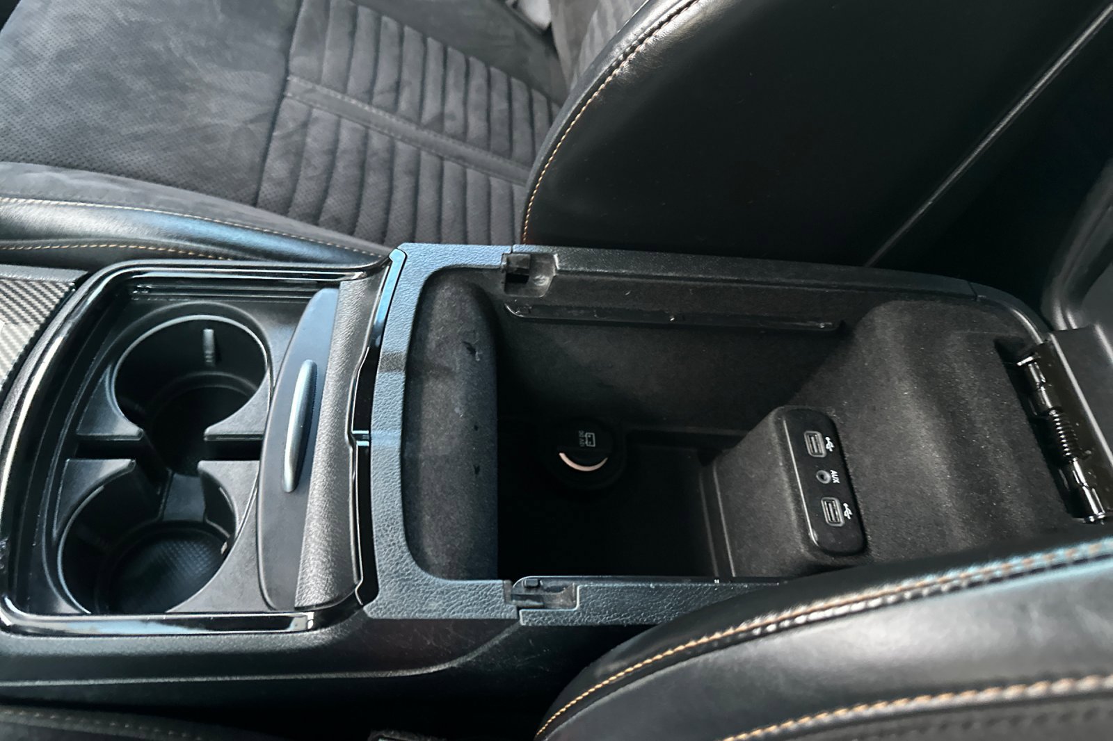 Used 2017 Dodge Charger R/T image 31