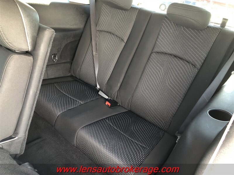 Used 2016 Dodge Journey SE w/ Flexible Seating Group FWD image 18