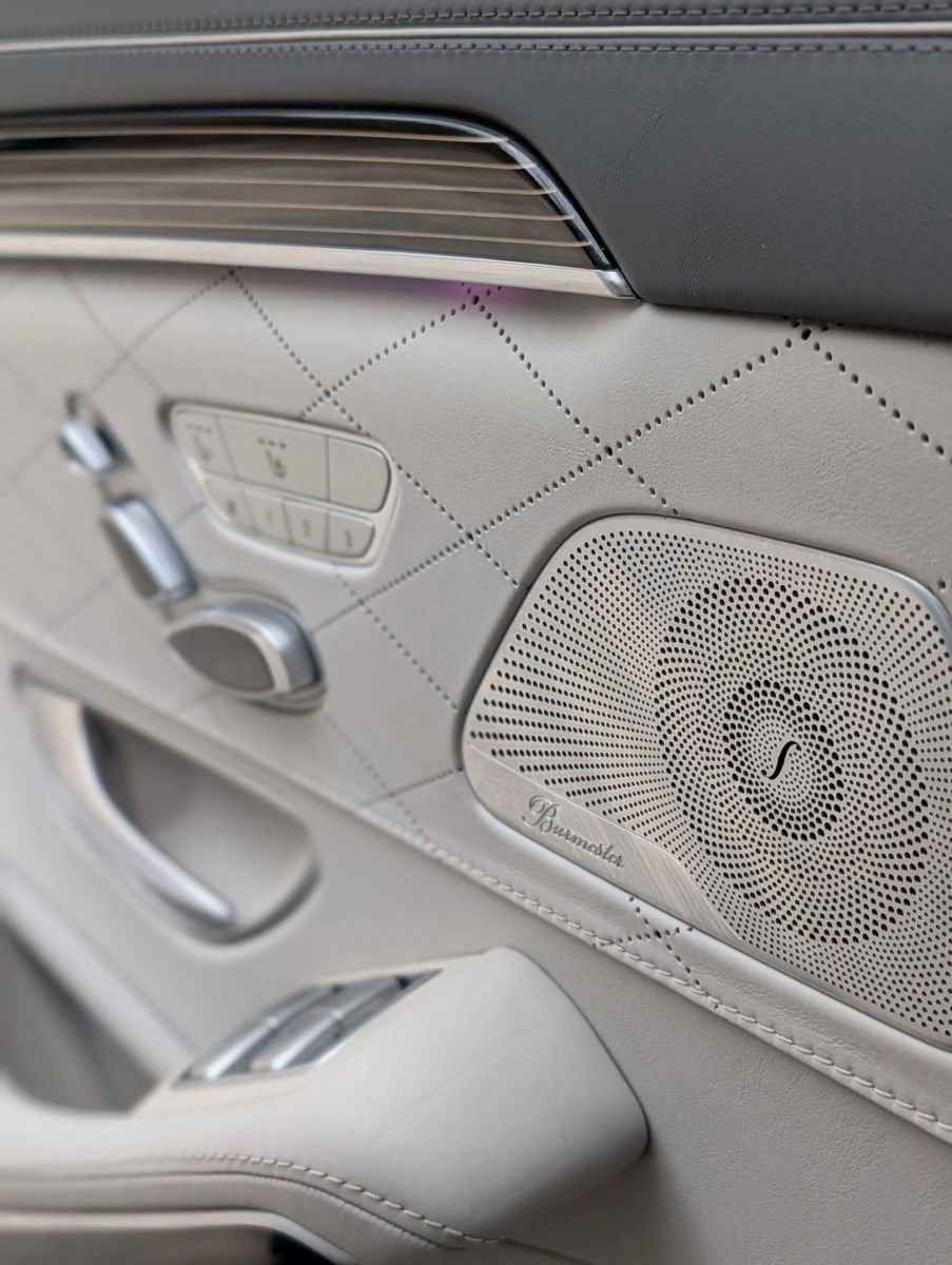 Used 2016 Mercedes-Benz S 550 4MATIC Sedan image 19