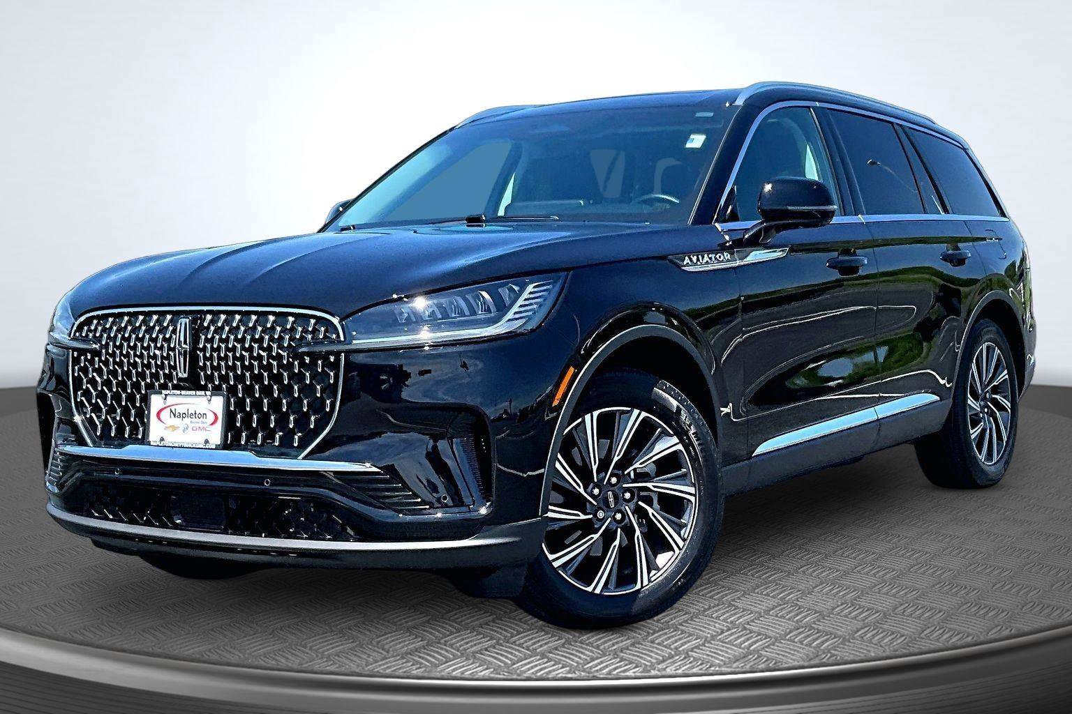 Used 2025 Lincoln Aviator AWD image 1