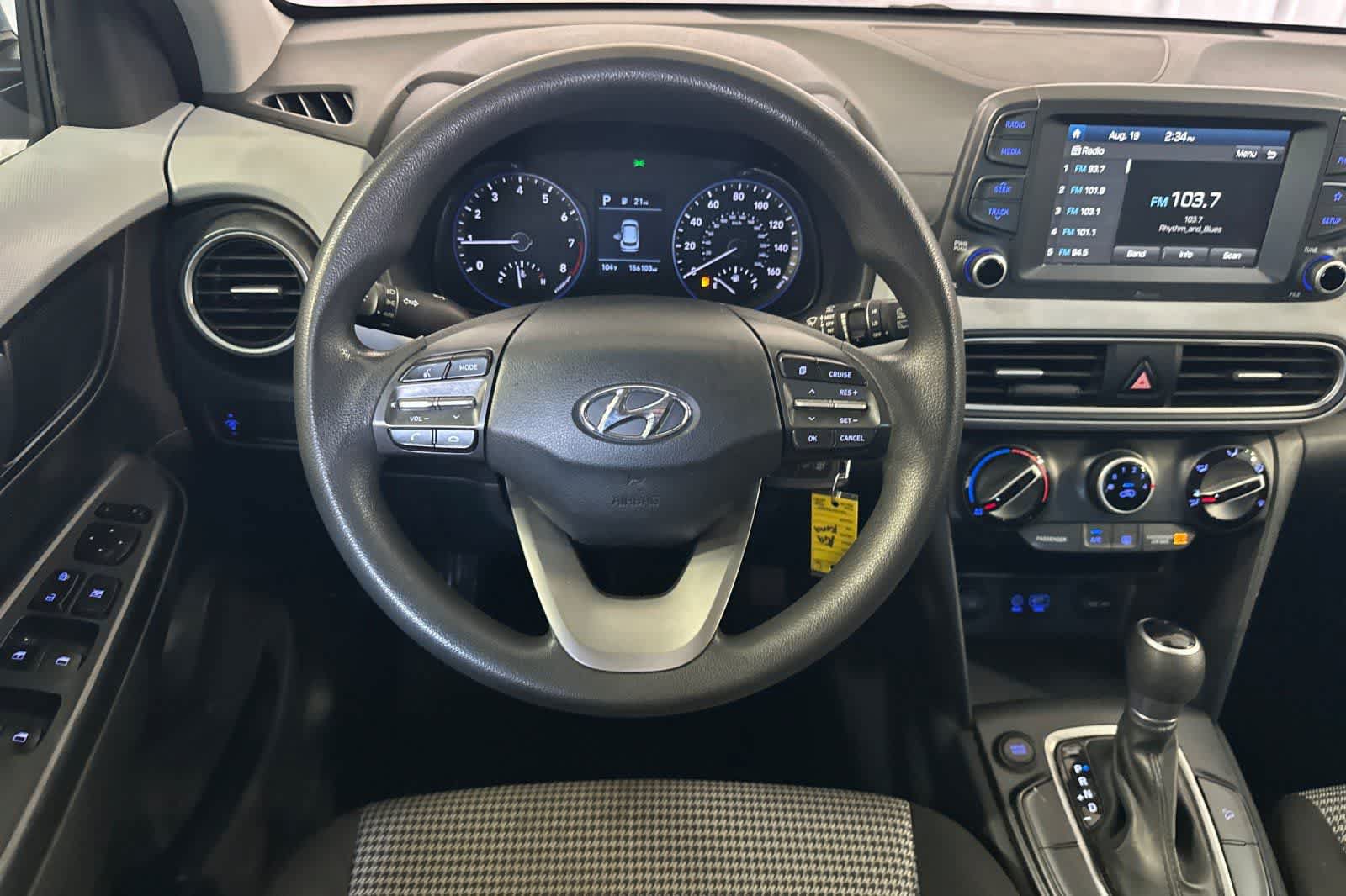 Used 2019 Hyundai Kona SE FWD image 16