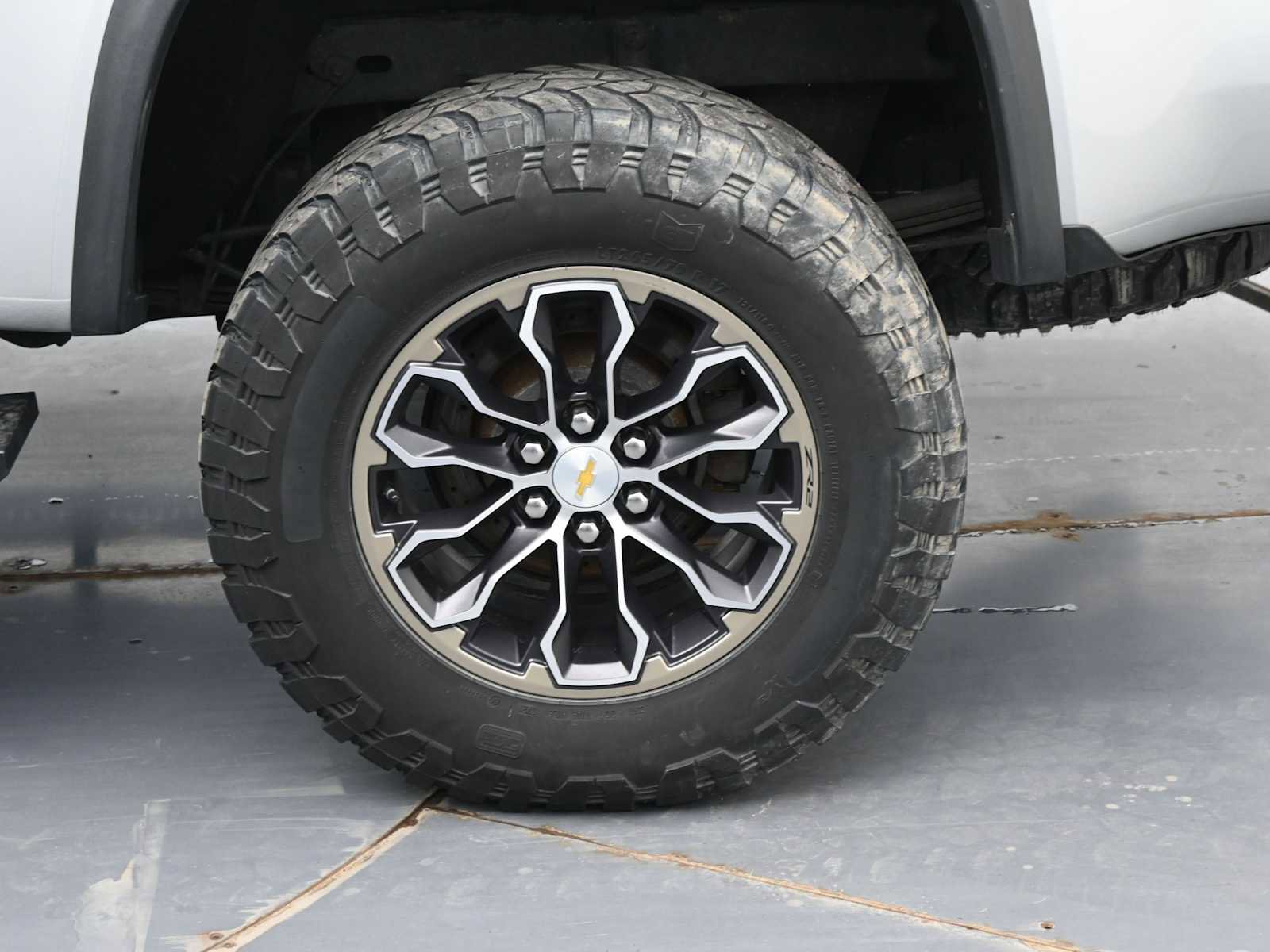 Used 2019 Chevrolet Colorado ZR2 image 5