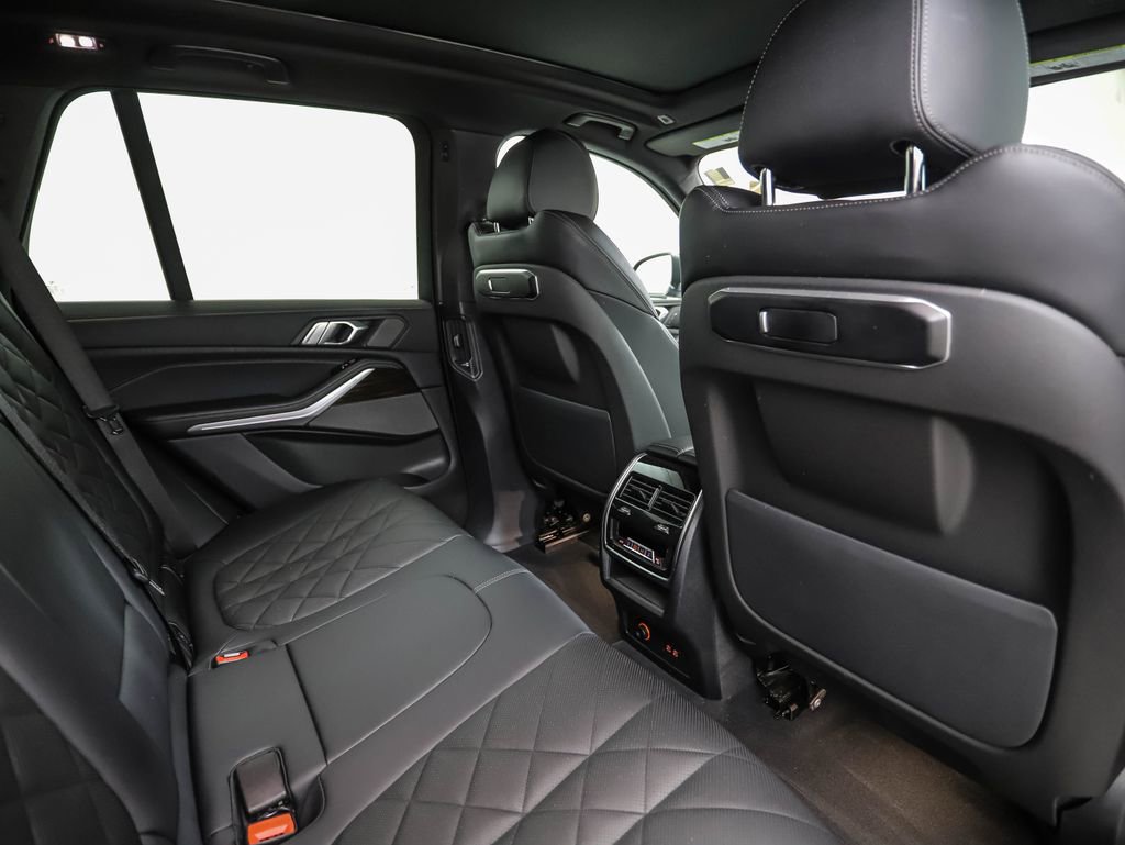 Certified 2024 BMW X5 xDrive40i w/ Premium Package image 26