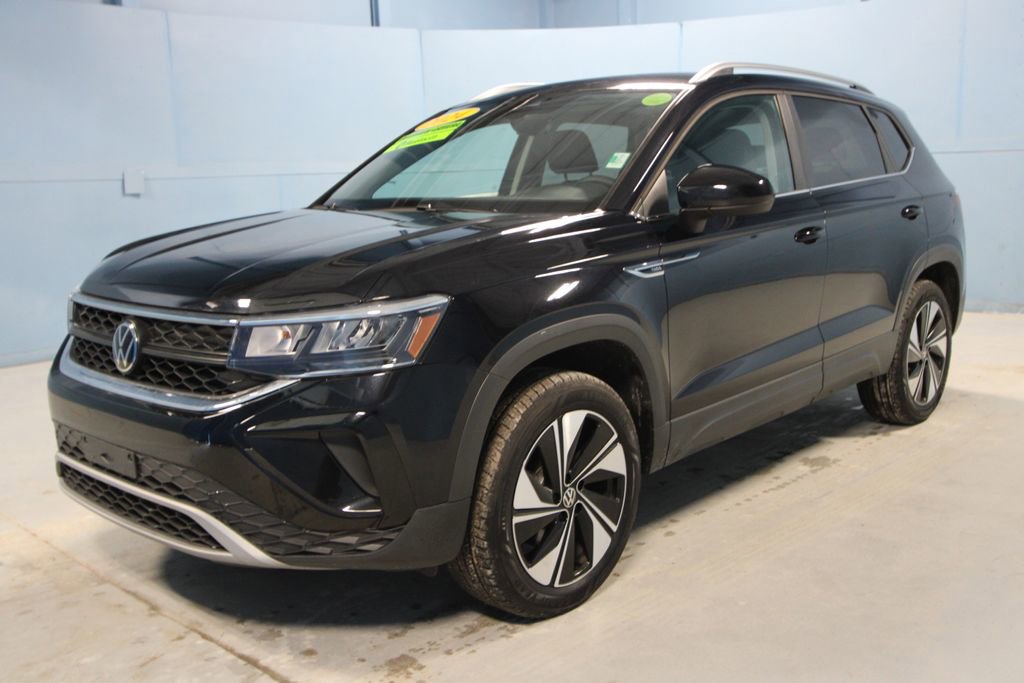 Used 2024 Volkswagen Taos SE image 24