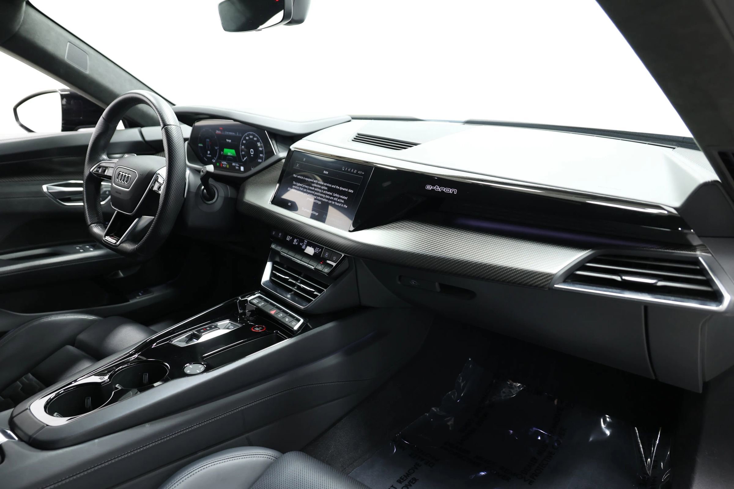 Used 2022 Audi RS e-tron GT w/ Carbon Performance Package image 86