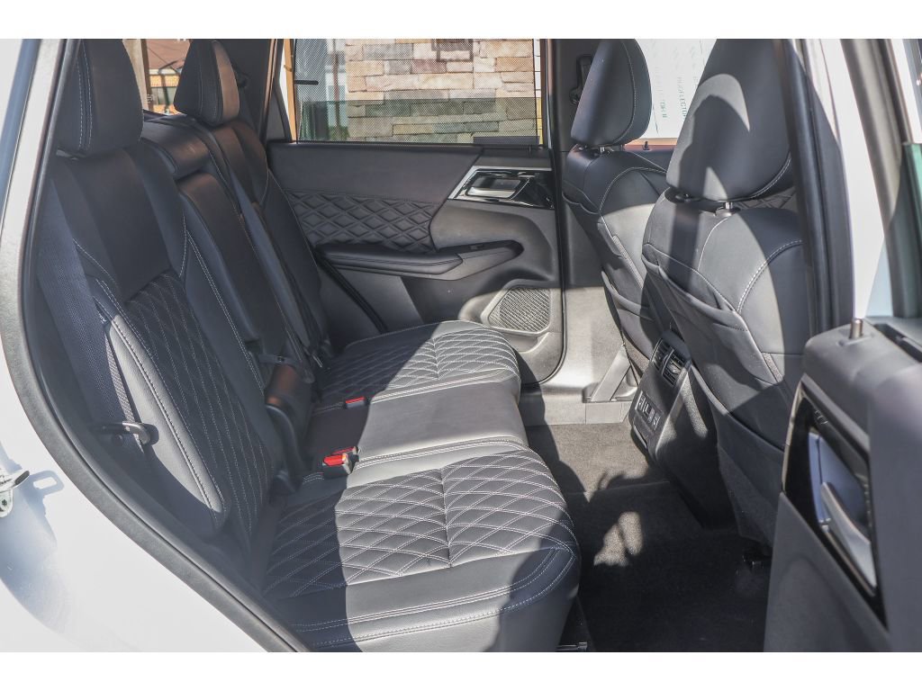 Used 2023 Mitsubishi Outlander SEL 40th Anniversary image 20