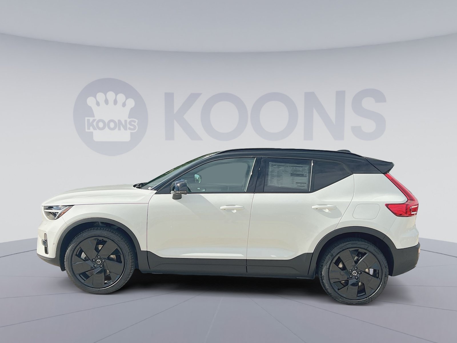 New 2026 Volvo EX40 Ultra AWD/4WD image 2