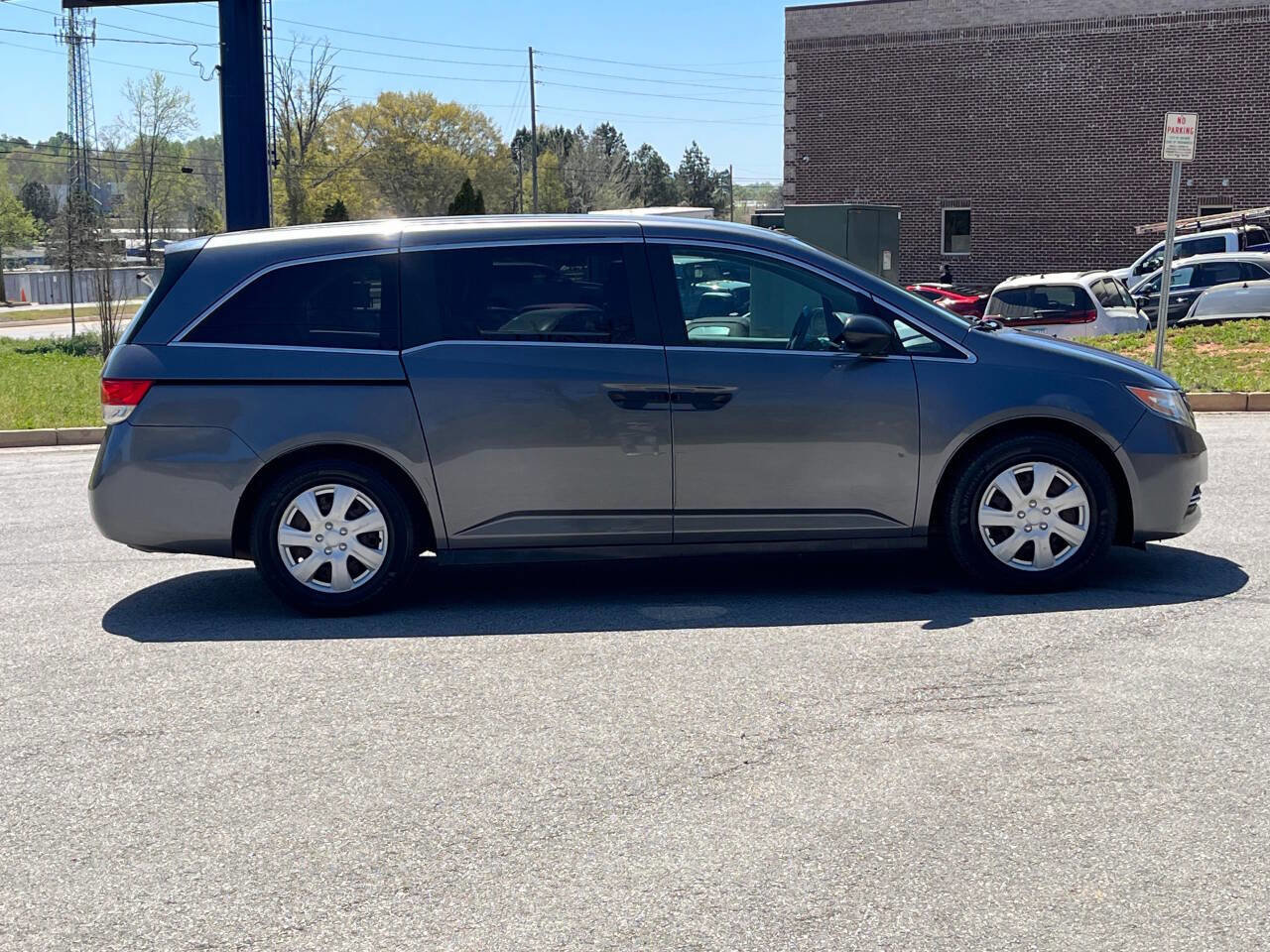 Used 2014 Honda Odyssey LX image 4