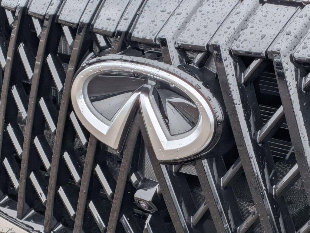 New 2026 INFINITI QX80 4WD w/ Sport Exterior Package image 9