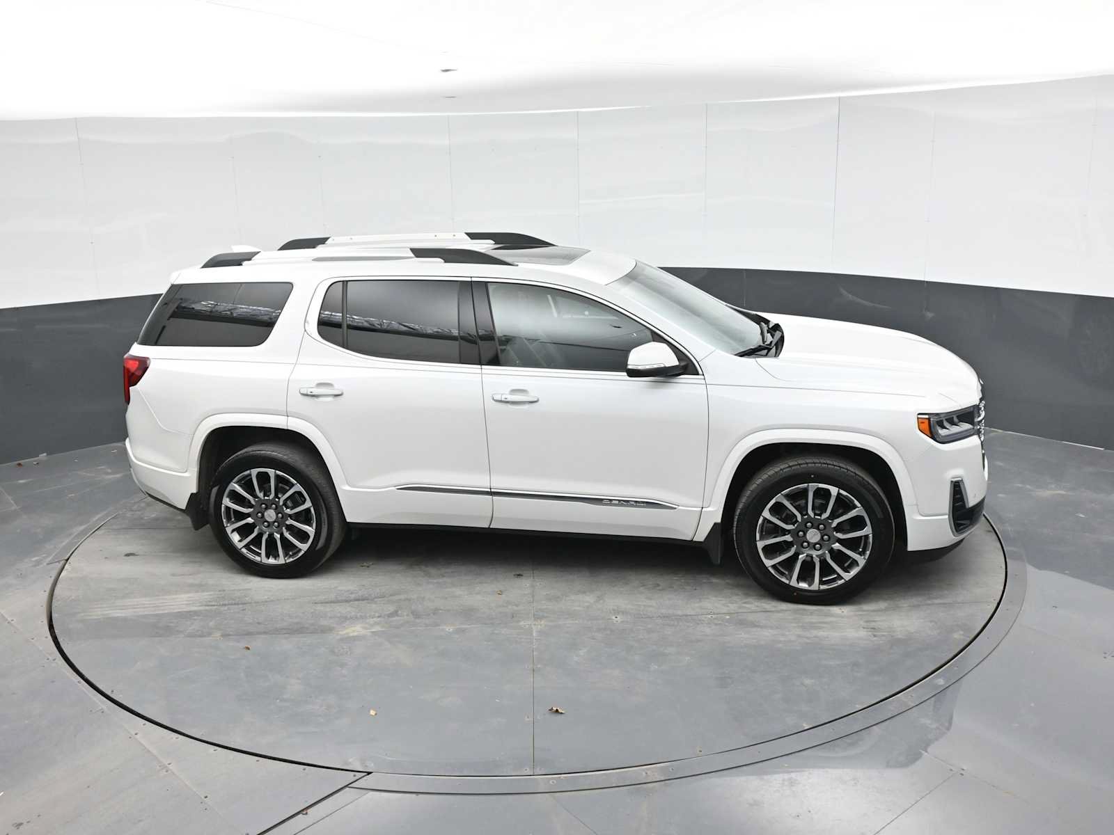 Used 2020 GMC Acadia Denali w/ LPO, Floor Liner Package AWD/4WD image 35