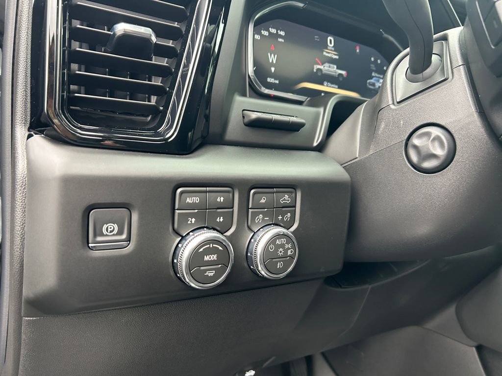 Used 2026 GMC Sierra 1500 AT4 w/ AT4 Premium Package AWD/4WD image 19