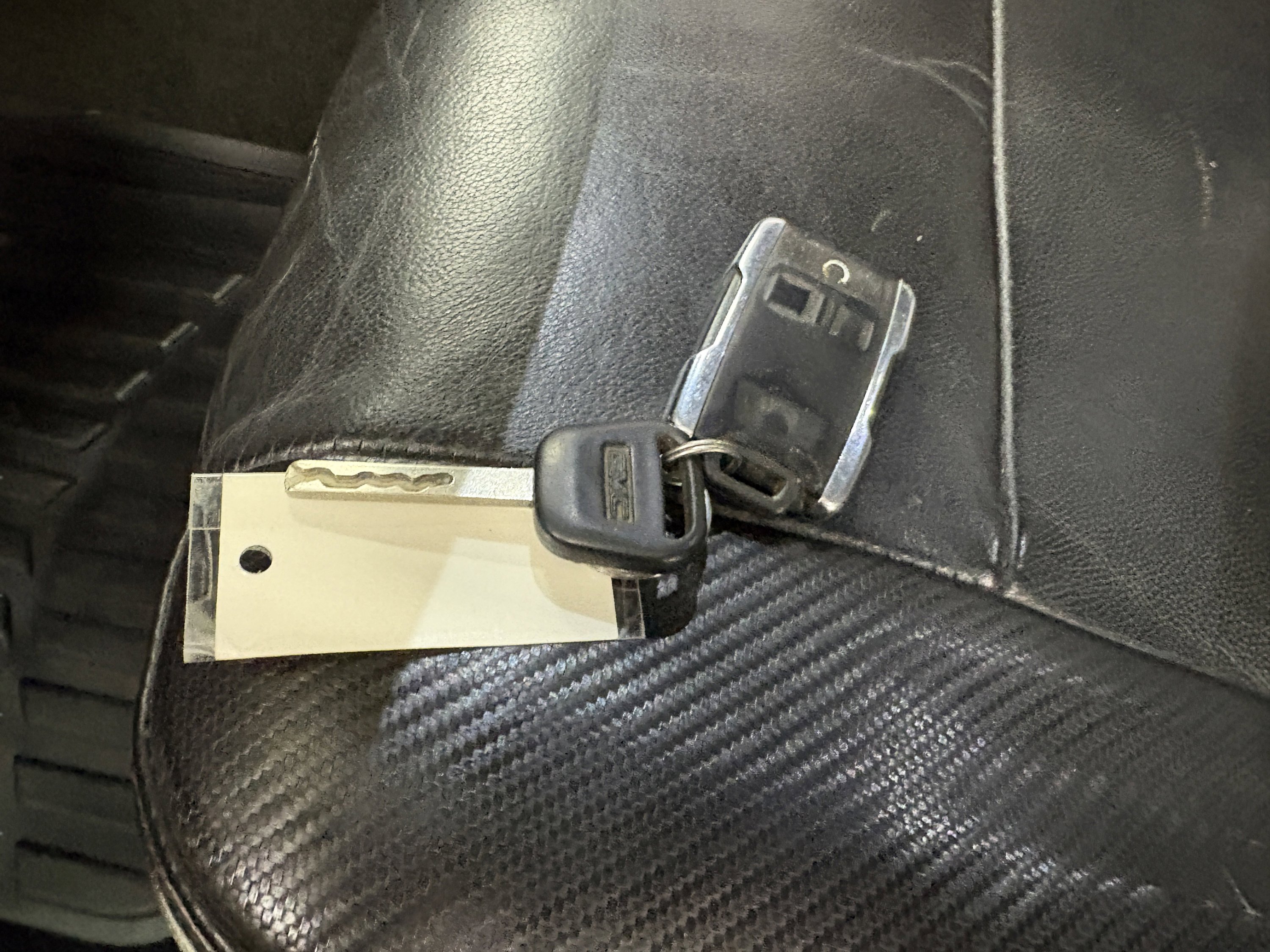 Used 2014 GMC Sierra 1500 SLT w/ All-Terrain Package image 31