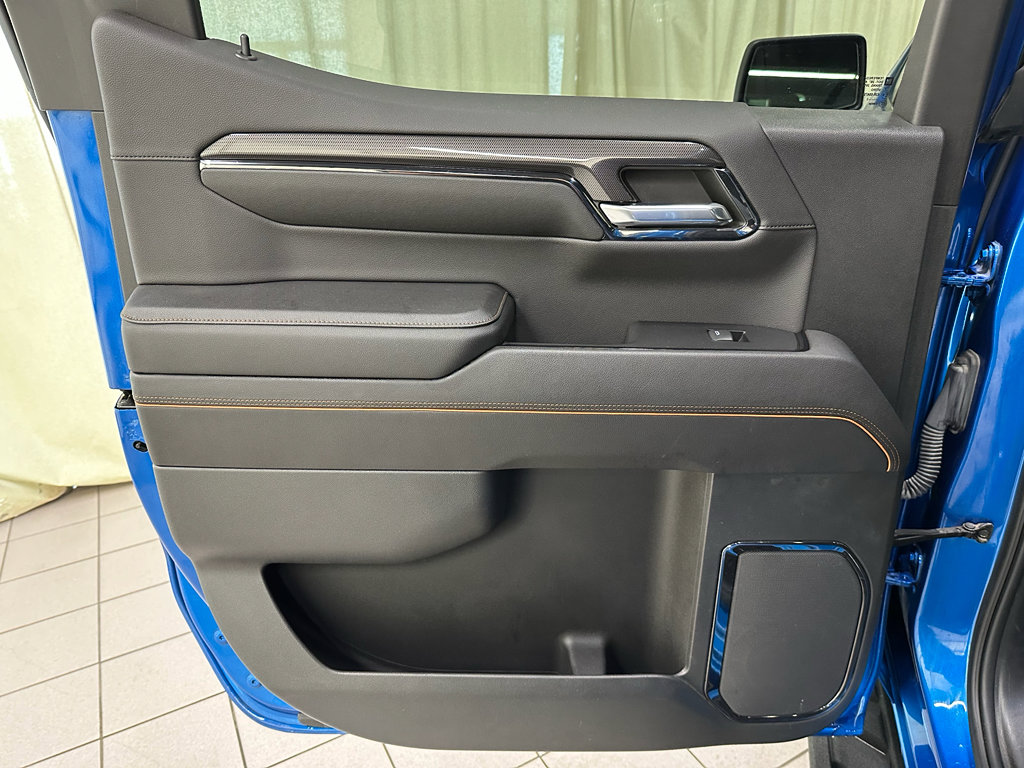 Certified 2023 GMC Sierra 1500 AT4 w/ AT4 Premium Package image 39