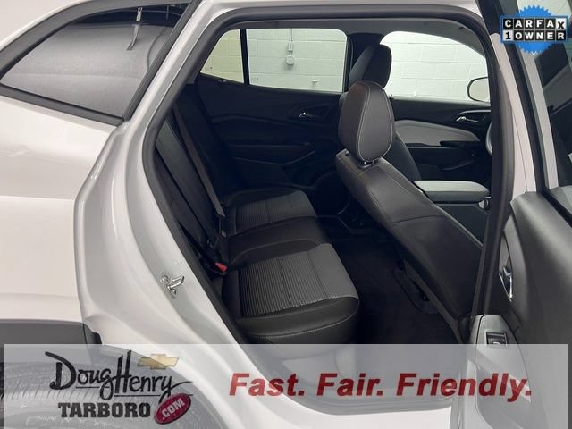 Used 2025 Chevrolet Trax LT FWD image 36