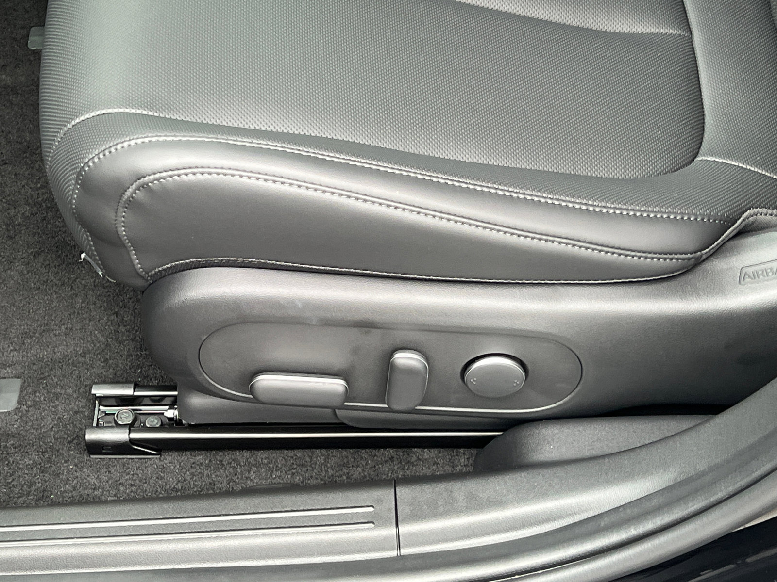 New 2026 Hyundai Ioniq 5 SEL image 10