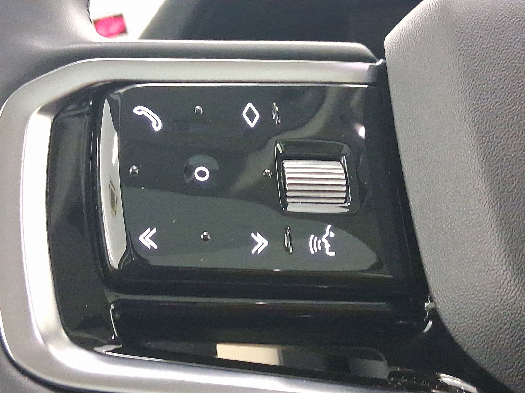 Certified 2025 Land Rover Discovery Sport S AWD/4WD image 14