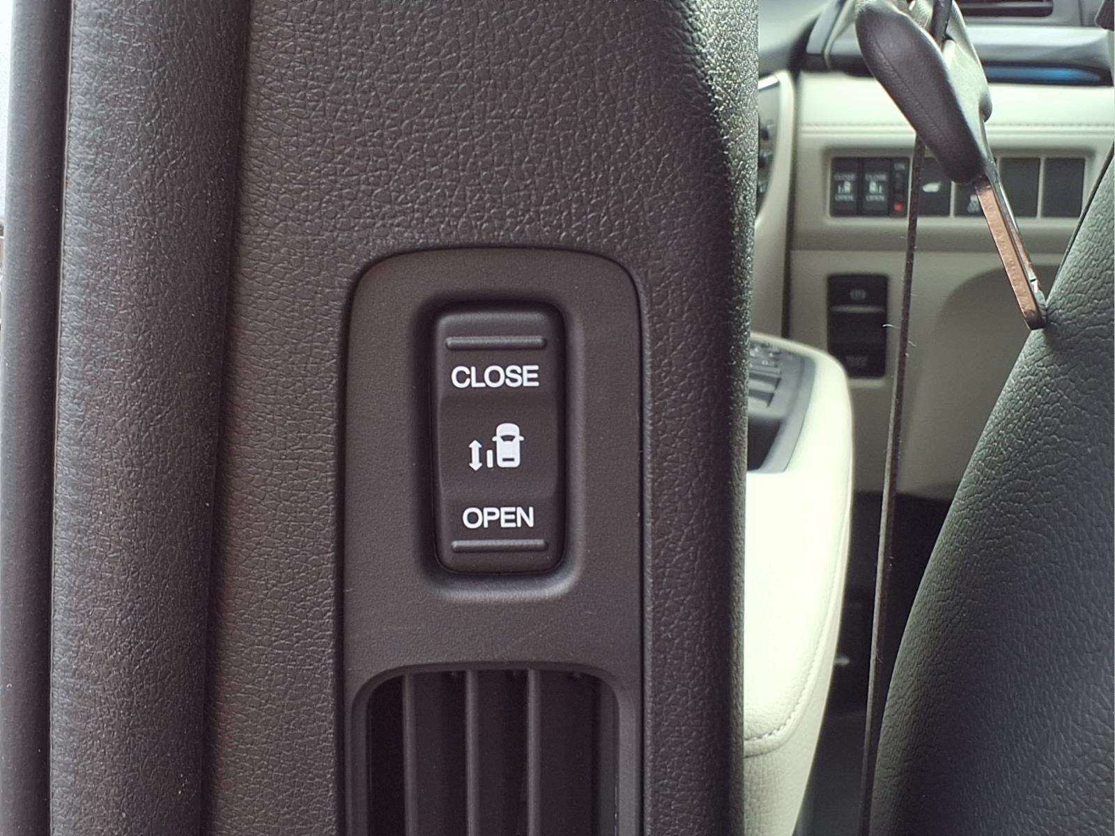 New 2026 Honda Odyssey Elite image 17
