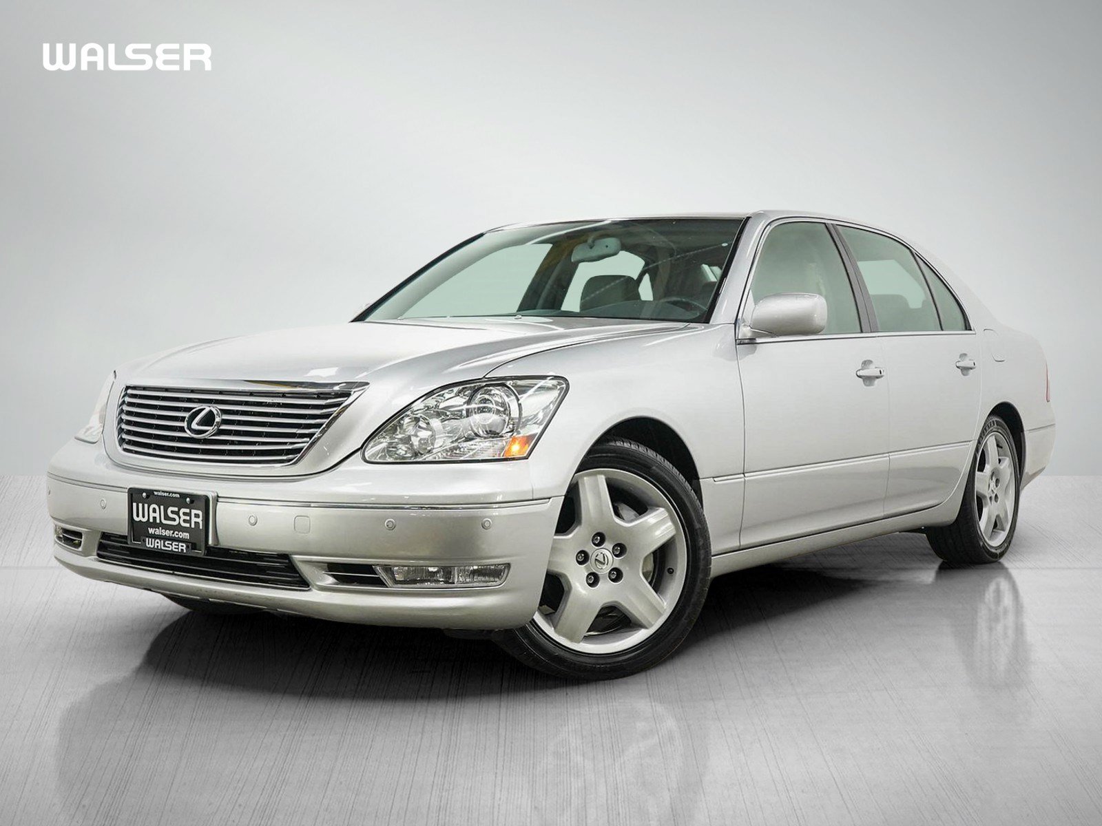 Used 2005 Lexus LS 430 RWD image 1