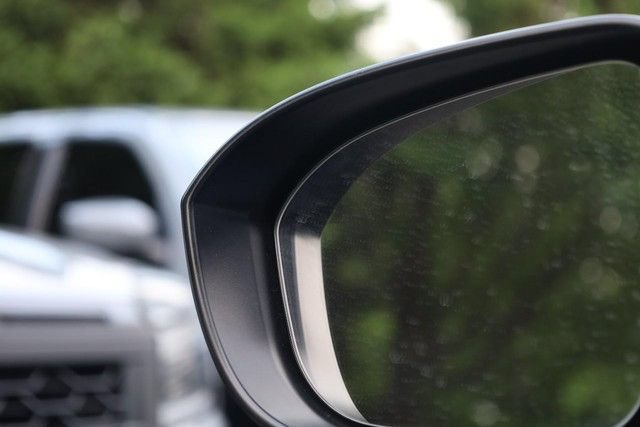 Certified 2025 Nissan Rogue SV FWD image 19