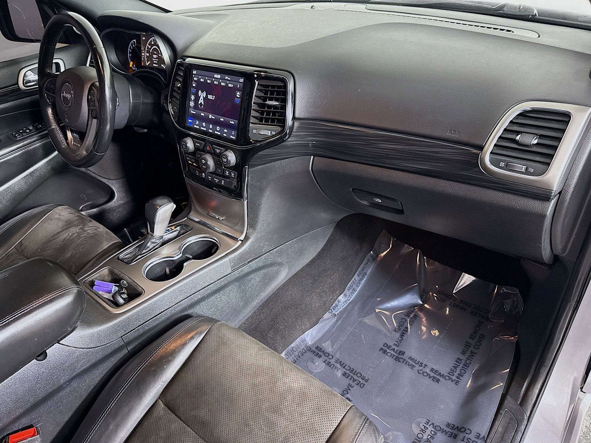 Used 2019 Jeep Grand Cherokee Altitude image 30