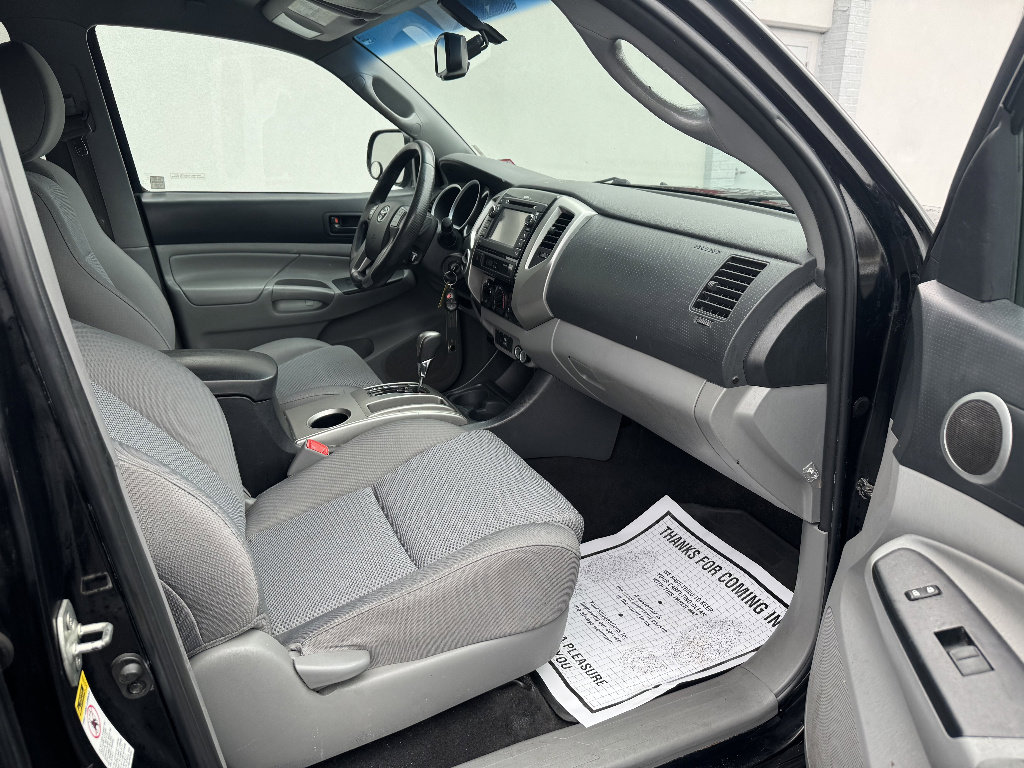 Used 2013 Toyota Tacoma V6 w/ TRD Off-Road Pkg image 11