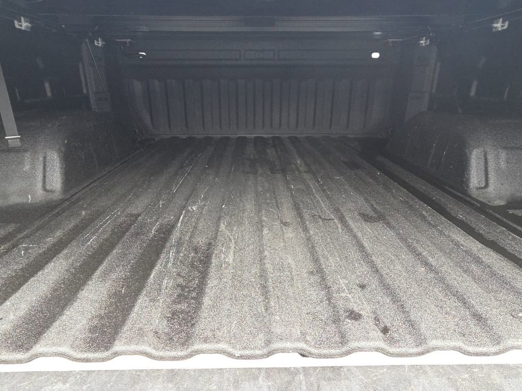 Used 2019 Chevrolet Silverado 1500 LT Trail Boss w/ Convenience Package image 9