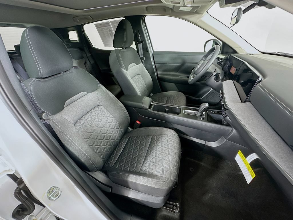 Certified 2026 Nissan Kicks SV w/ SV Premium Package AWD/4WD image 36