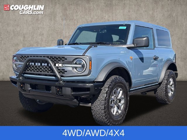 Used 2025 Ford Bronco Badlands AWD/4WD image 4